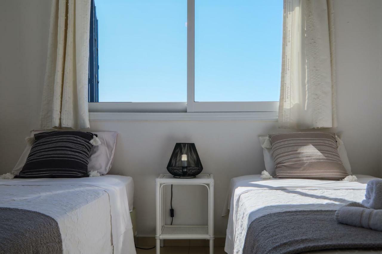Phaedrus Living: Seaside Luxury Villa Anafi Paralimni Exterior photo