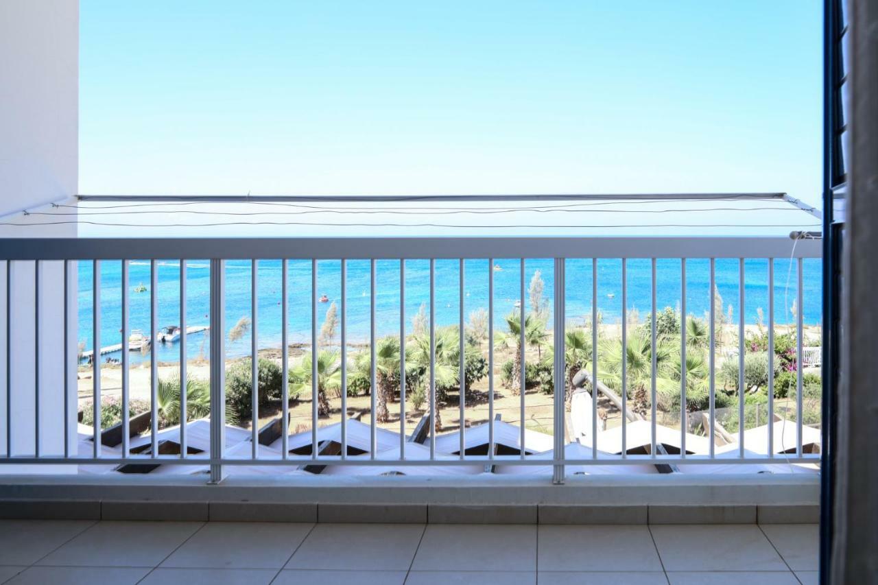 Phaedrus Living: Seaside Luxury Villa Anafi Paralimni Exterior photo